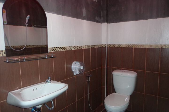 Room 17 of 63