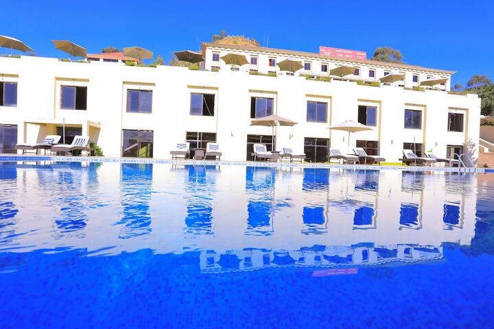 Pool 30 of 53