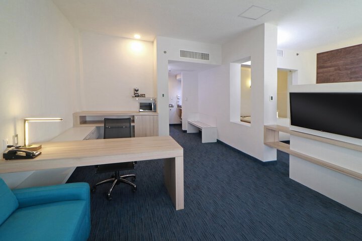 Room 20 of 94