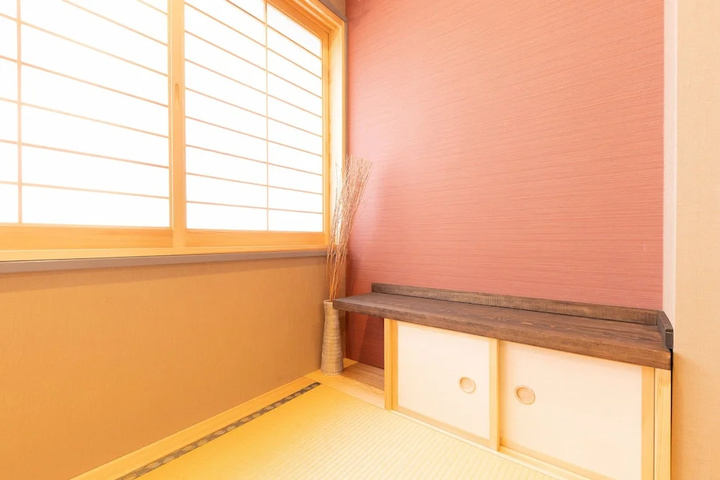 Room 2 of 19