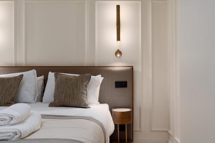 Room 205 of 280