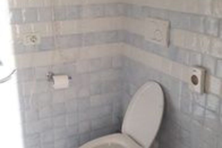Room 5 of 25