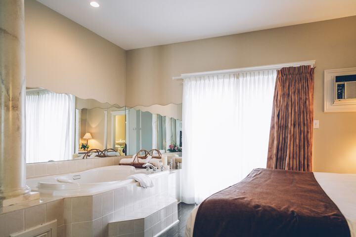 Jetted tub