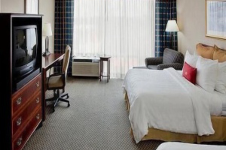 Room 33 of 84