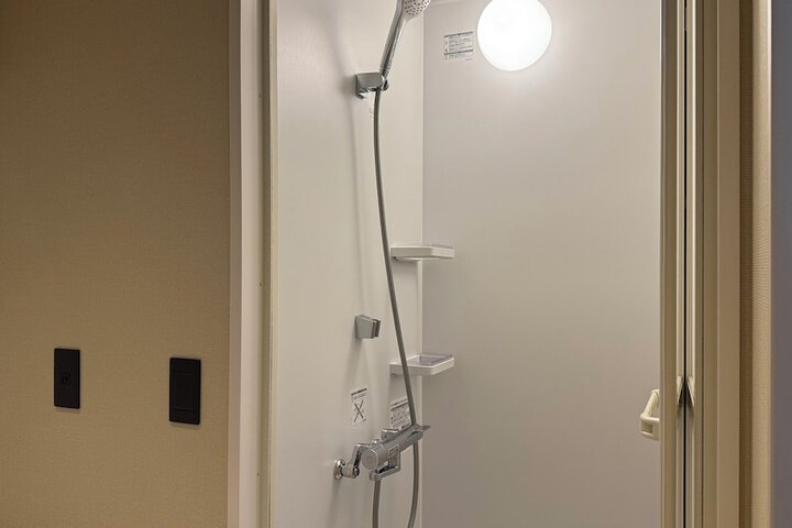 Room 86 of 99