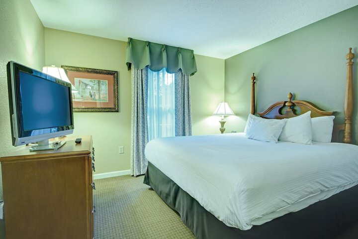Room 5 of 109