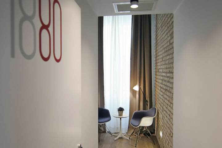 Room 107 of 167