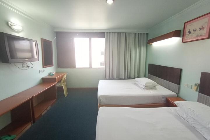 Room 15 of 47