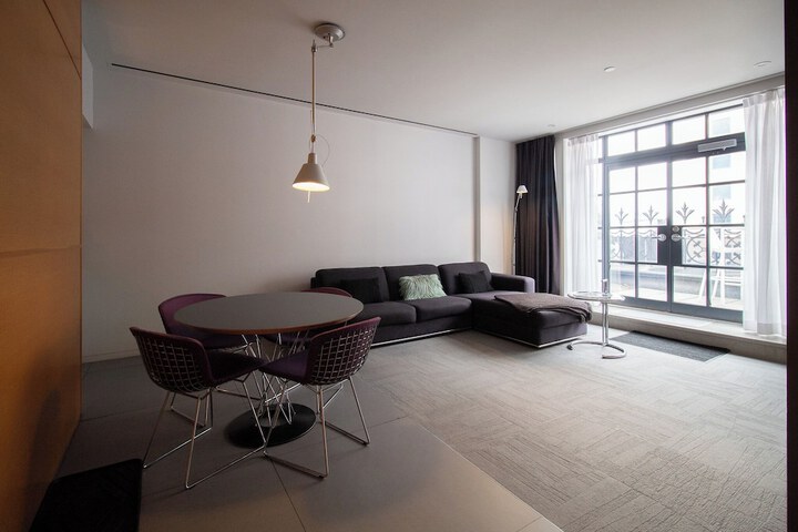 Room 46 of 118