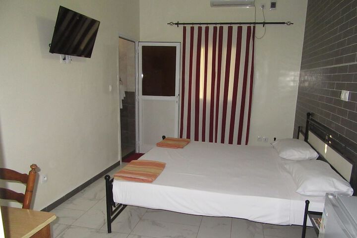 Room 14 of 45