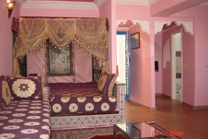 Room 28 of 63