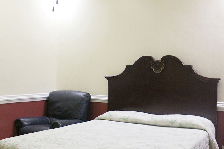 Room 24 of 58