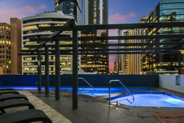 Pool 13 of 23