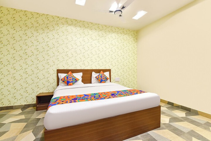 Room 20 of 30