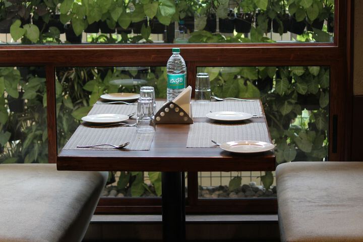 Dining 48 of 62