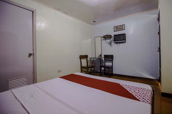 Room 28 of 43