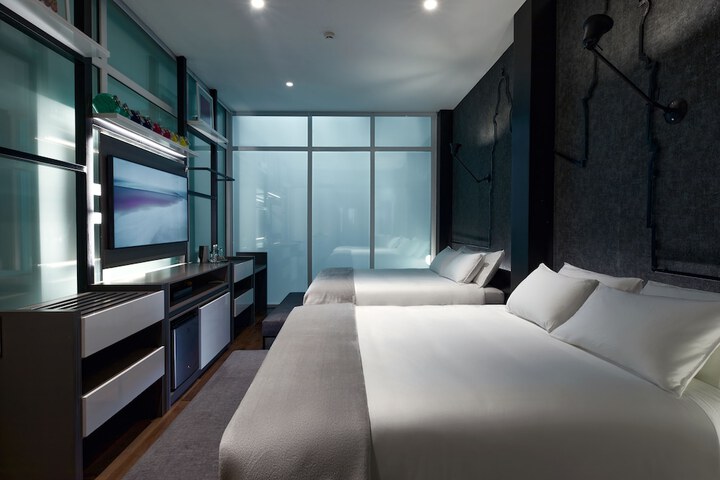 Room 14 of 47