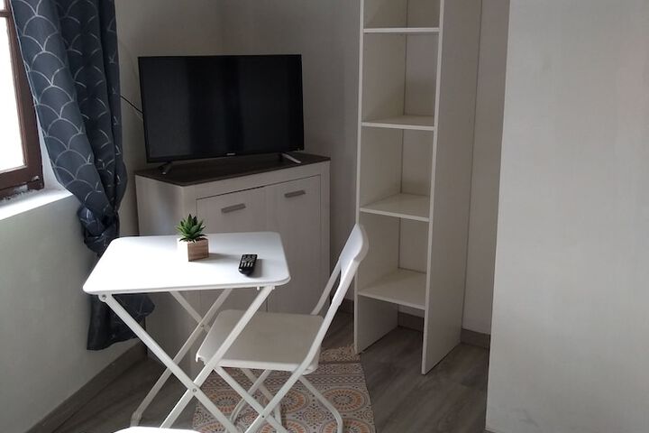 Room 16 of 26