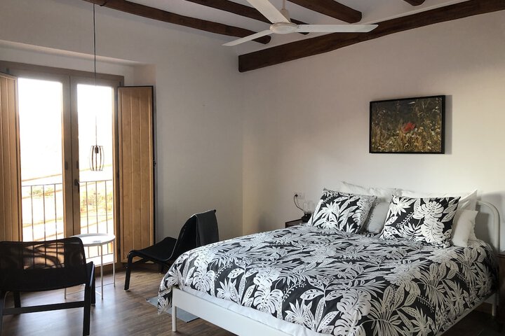 Room 33 of 162