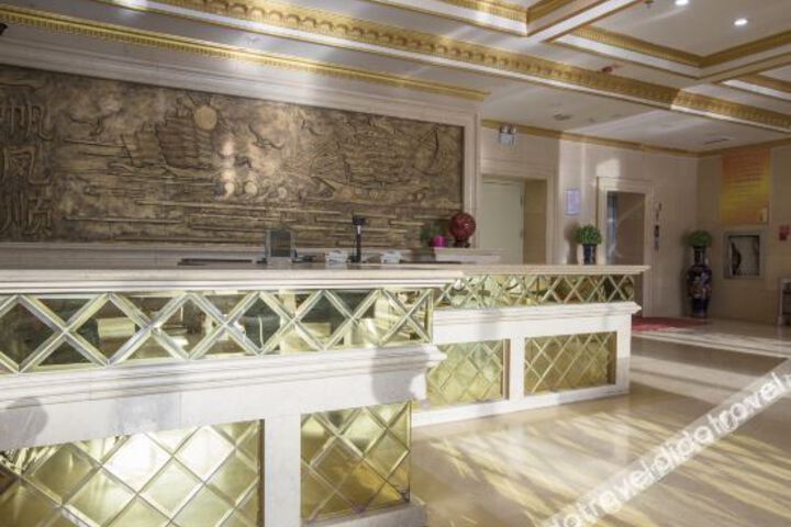Hotel Interior 7 of 28