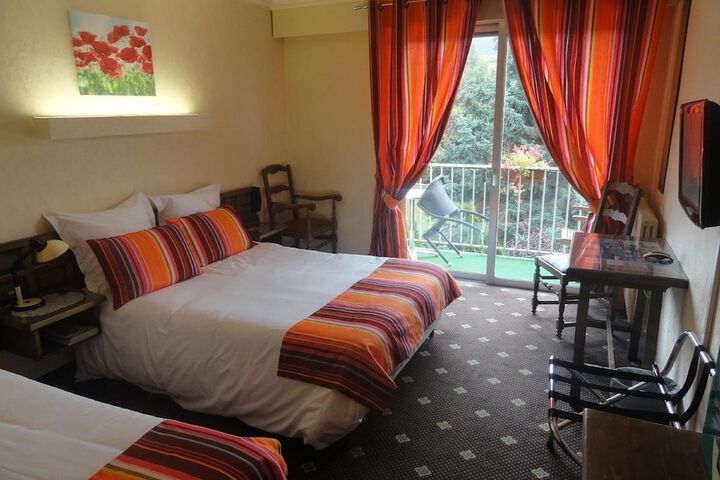 Room 6 of 55