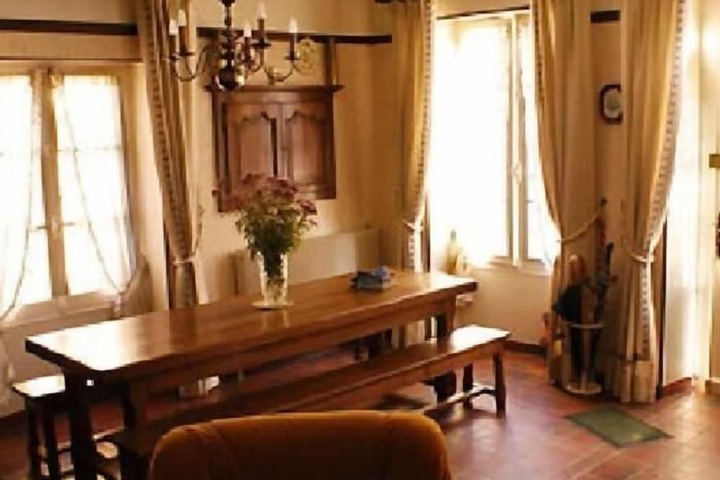 Dining Photos