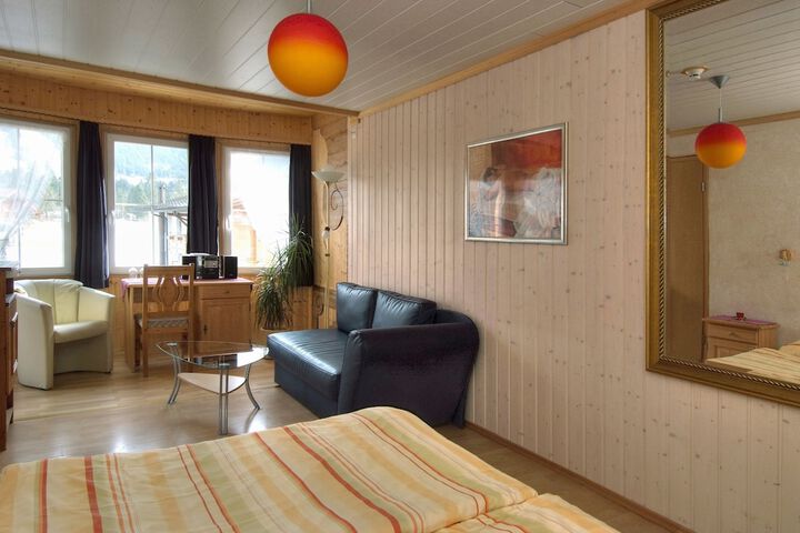 Room 2 of 51