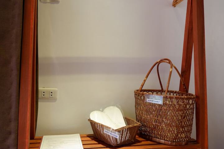 Room 15 of 44