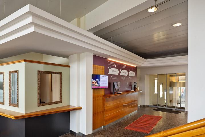 Hotel Lobby