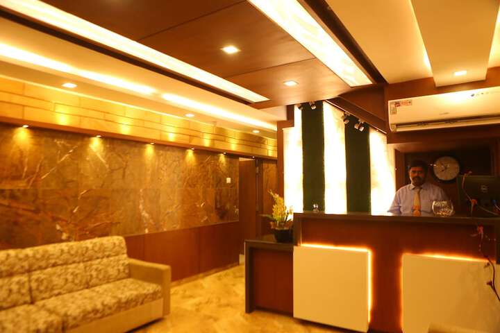 Business Center 41 of 52