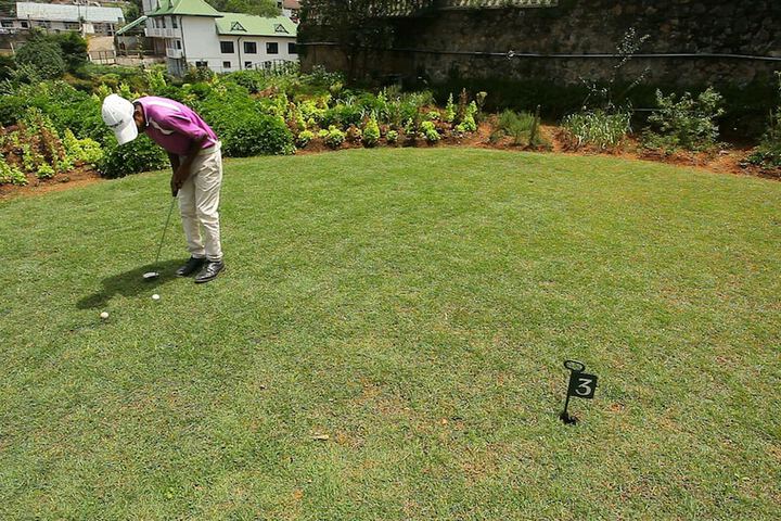 Golf 12 of 32