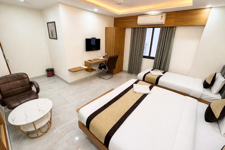 Room 9 of 31