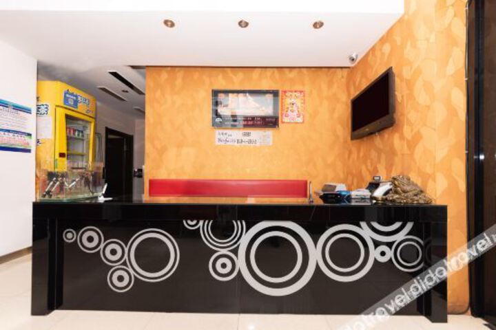 Hotel Interior 9 of 23