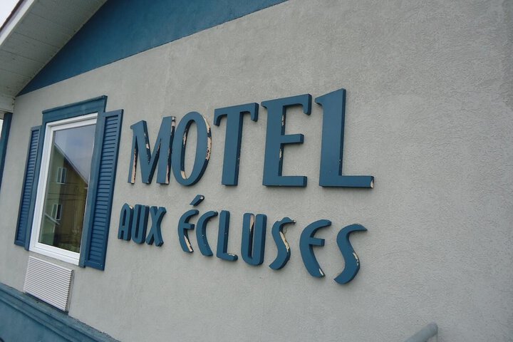 Hotel 26 of 28