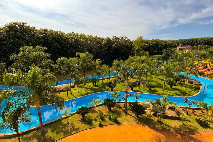 Pool 22 of 48