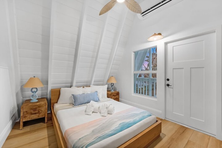Room 26 of 69