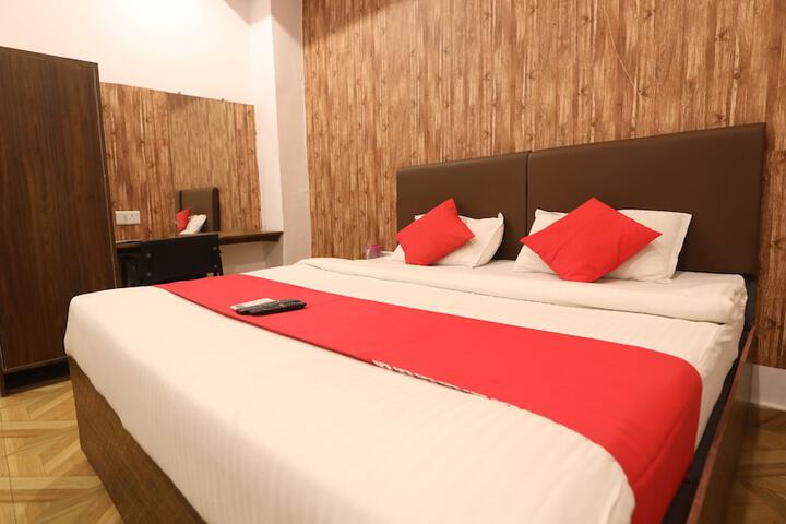 Room 20 of 32