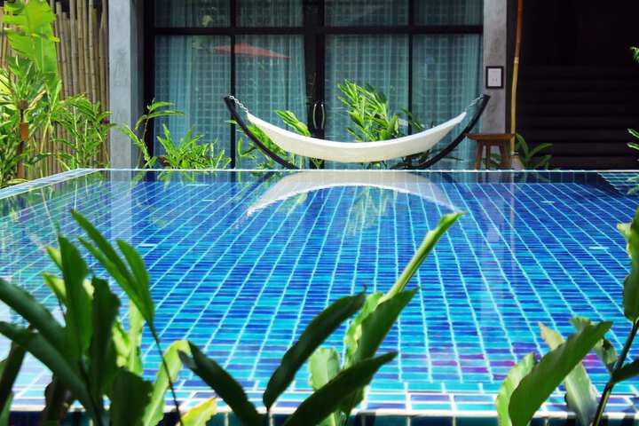 Pool 64 of 88