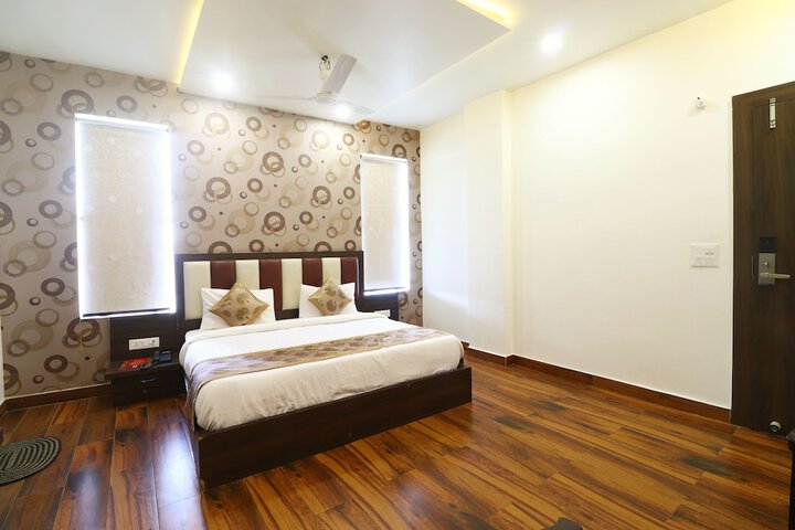 Room 19 of 39