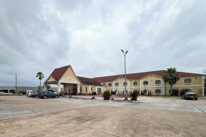 Exterior Photo