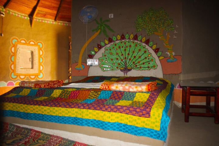 Room 10 of 50