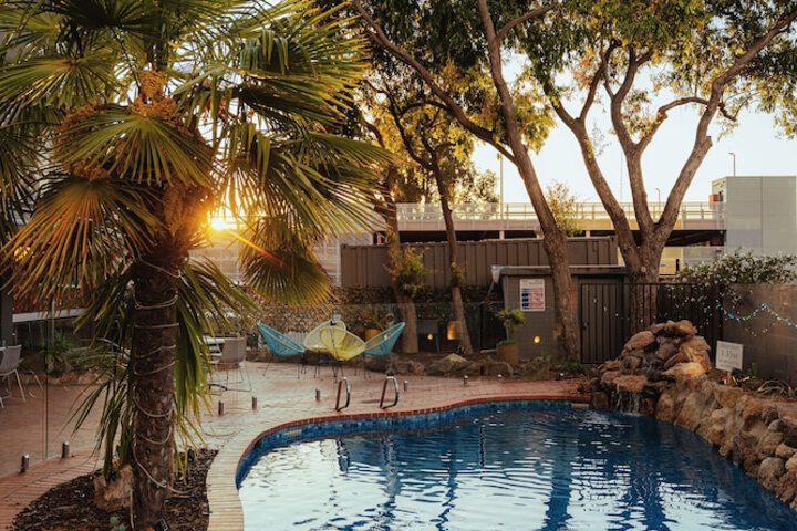 Pool 76 of 125