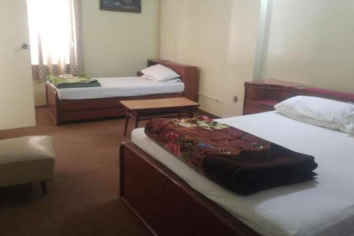 Room 4 of 23