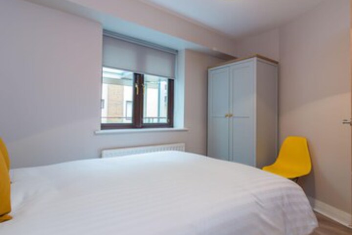 Room 62 of 65