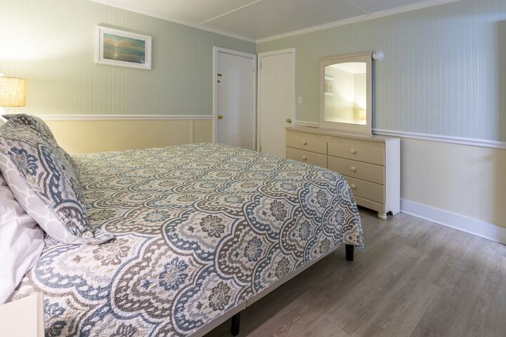 Room 170 of 309