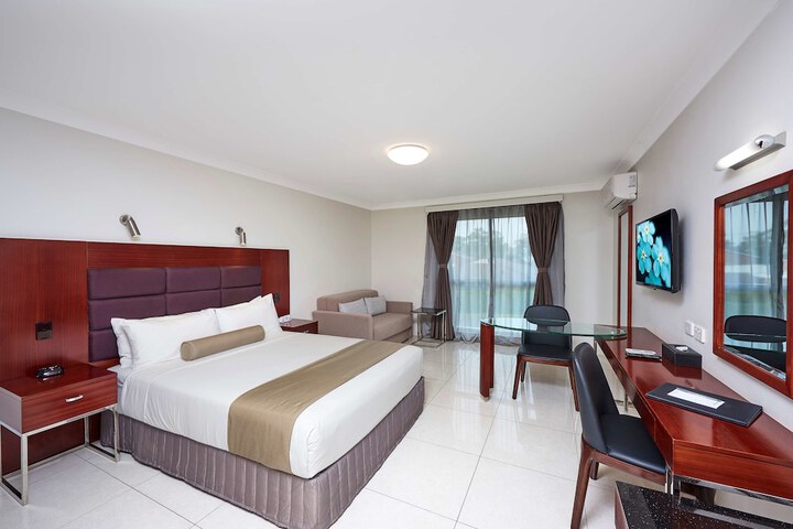 Room 7 of 36