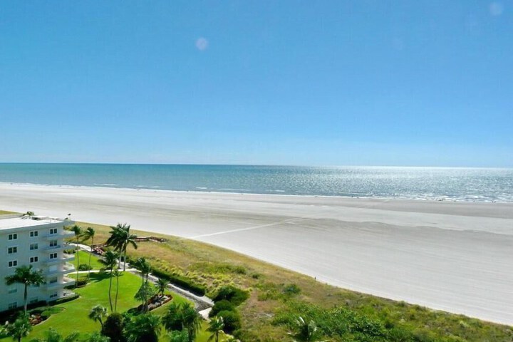 Beach 44 of 52