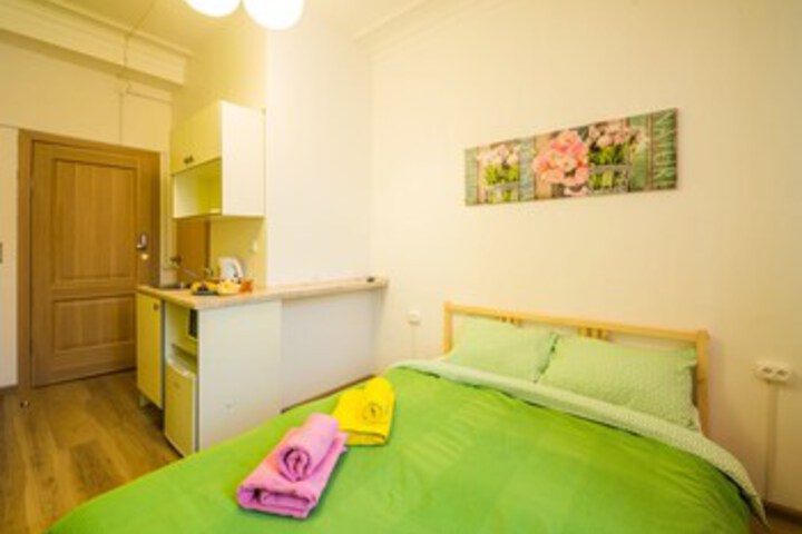 Room 42 of 51