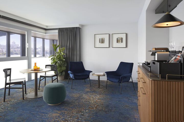 Room 64 of 164