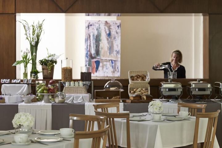 Breakfast/Coffee Service 44 of 66